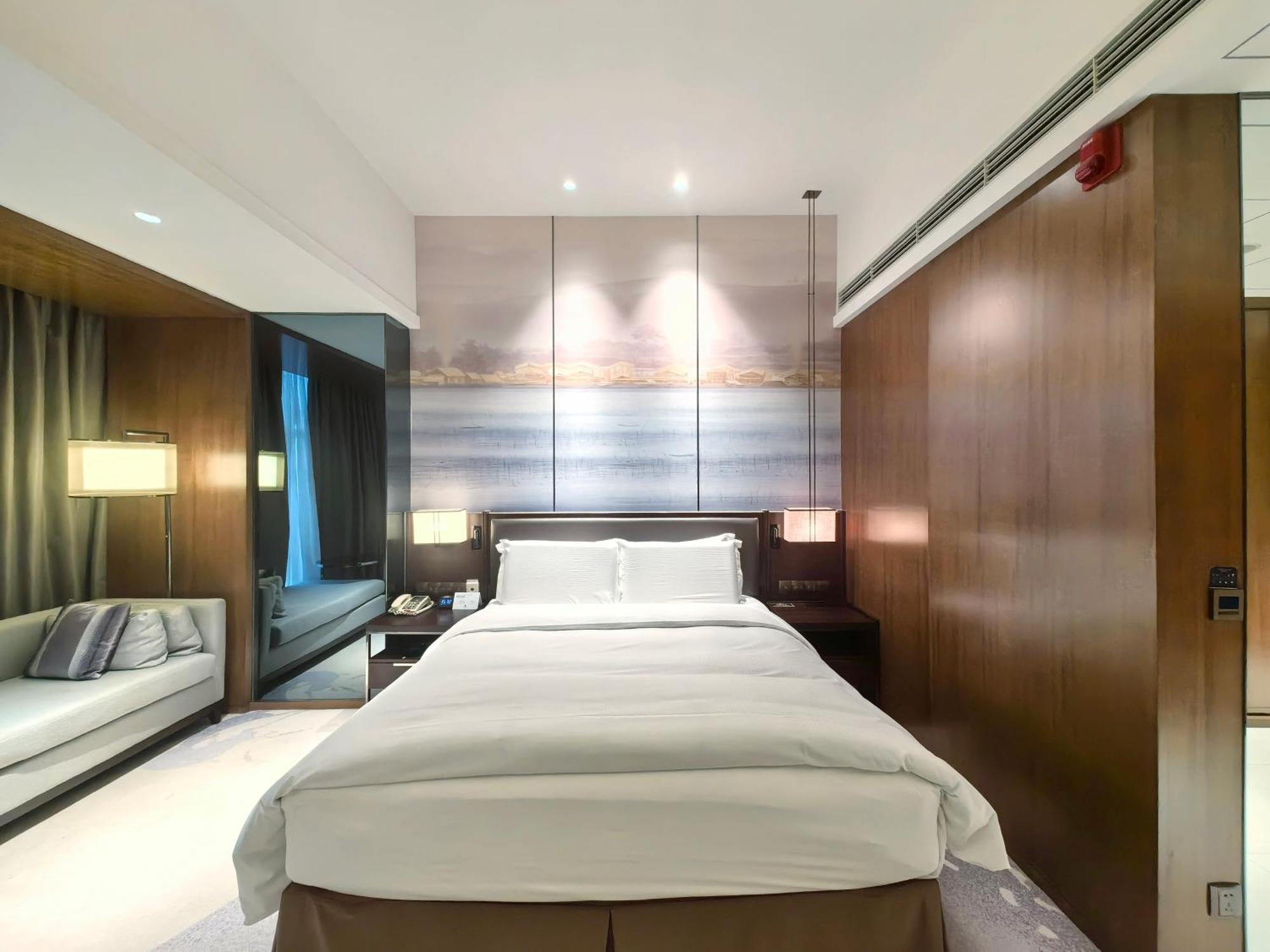 Hotel DoubleTree By Hilton Ningbo Beilun Exterior foto