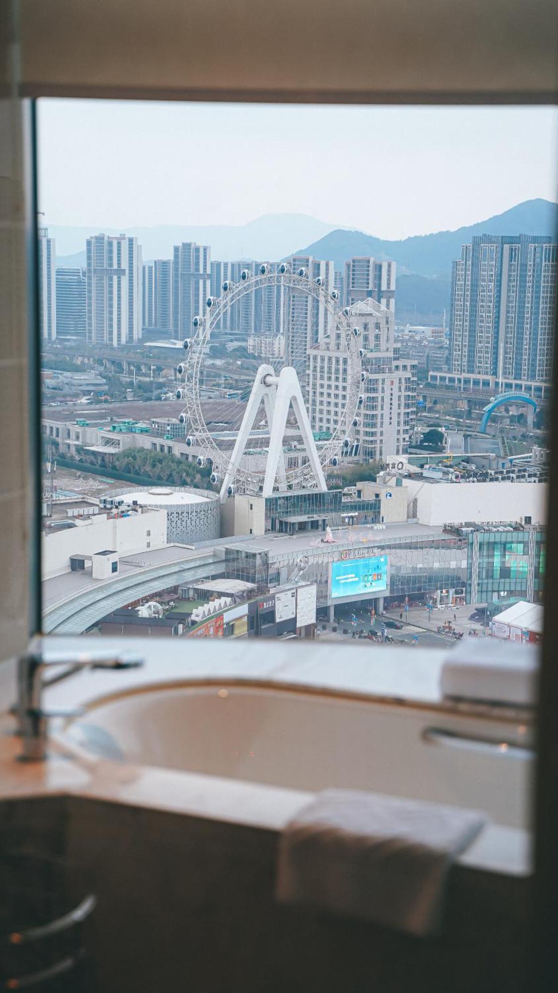 Hotel DoubleTree By Hilton Ningbo Beilun Exterior foto