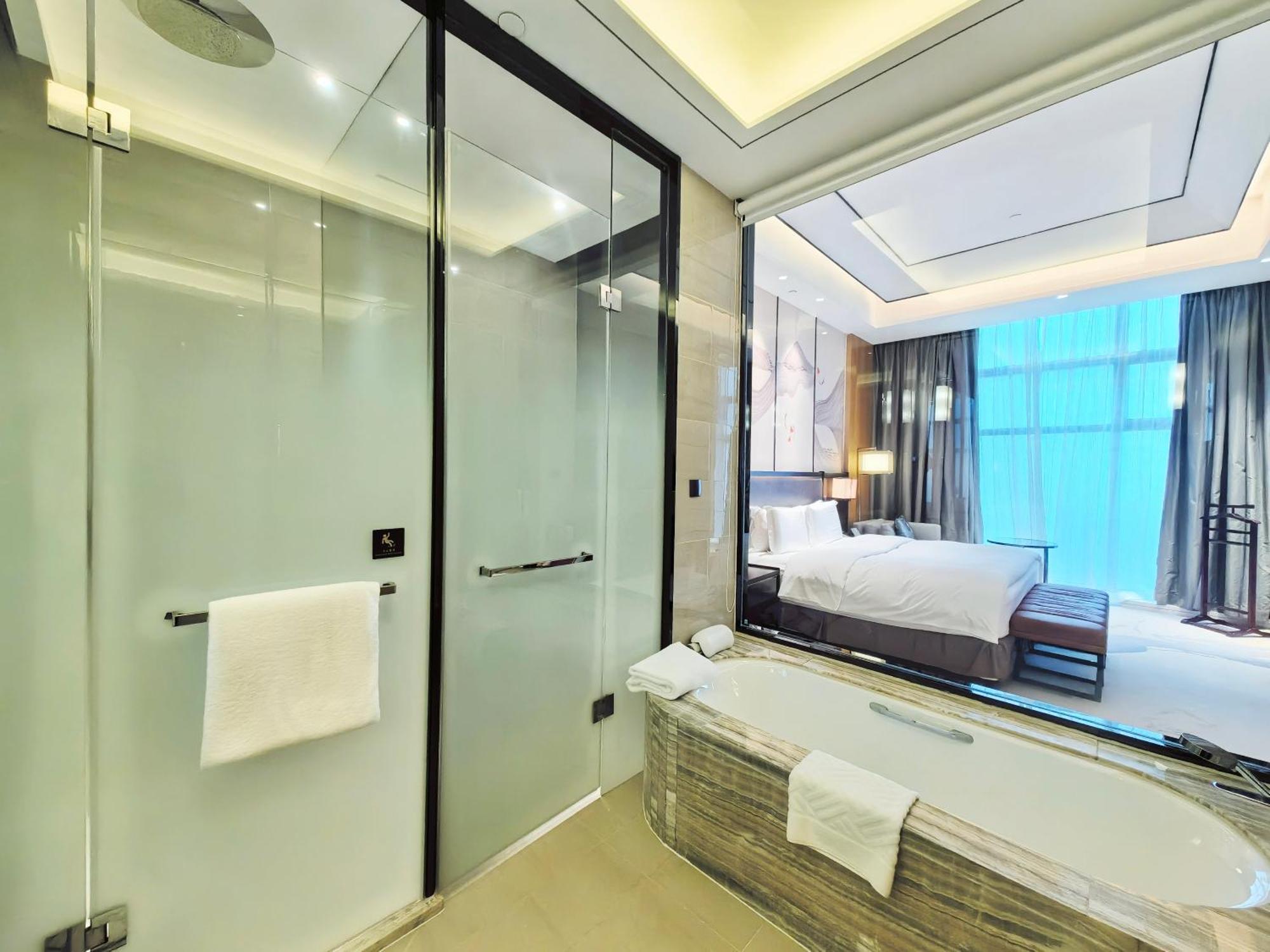 Hotel DoubleTree By Hilton Ningbo Beilun Exterior foto