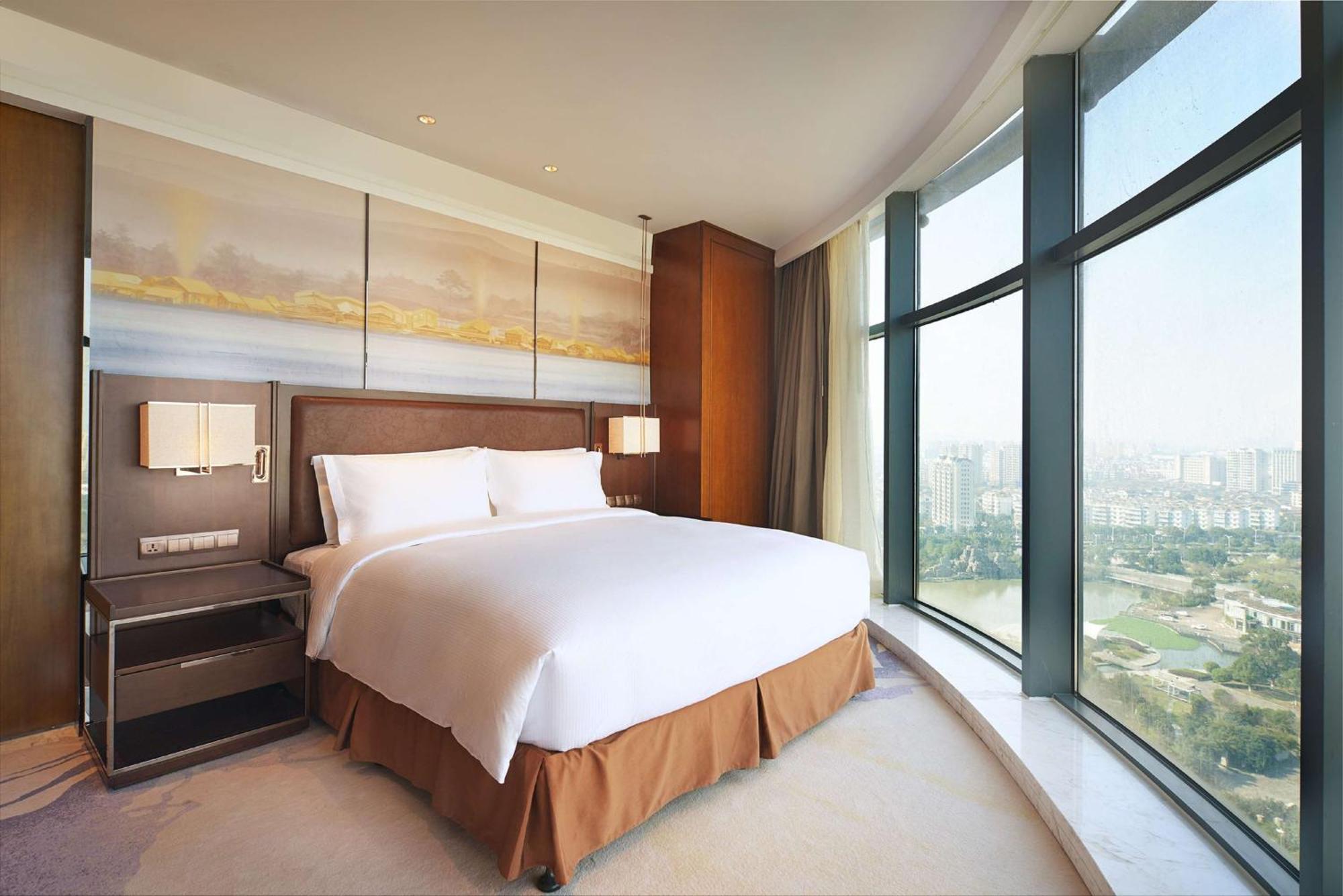 Hotel DoubleTree By Hilton Ningbo Beilun Exterior foto