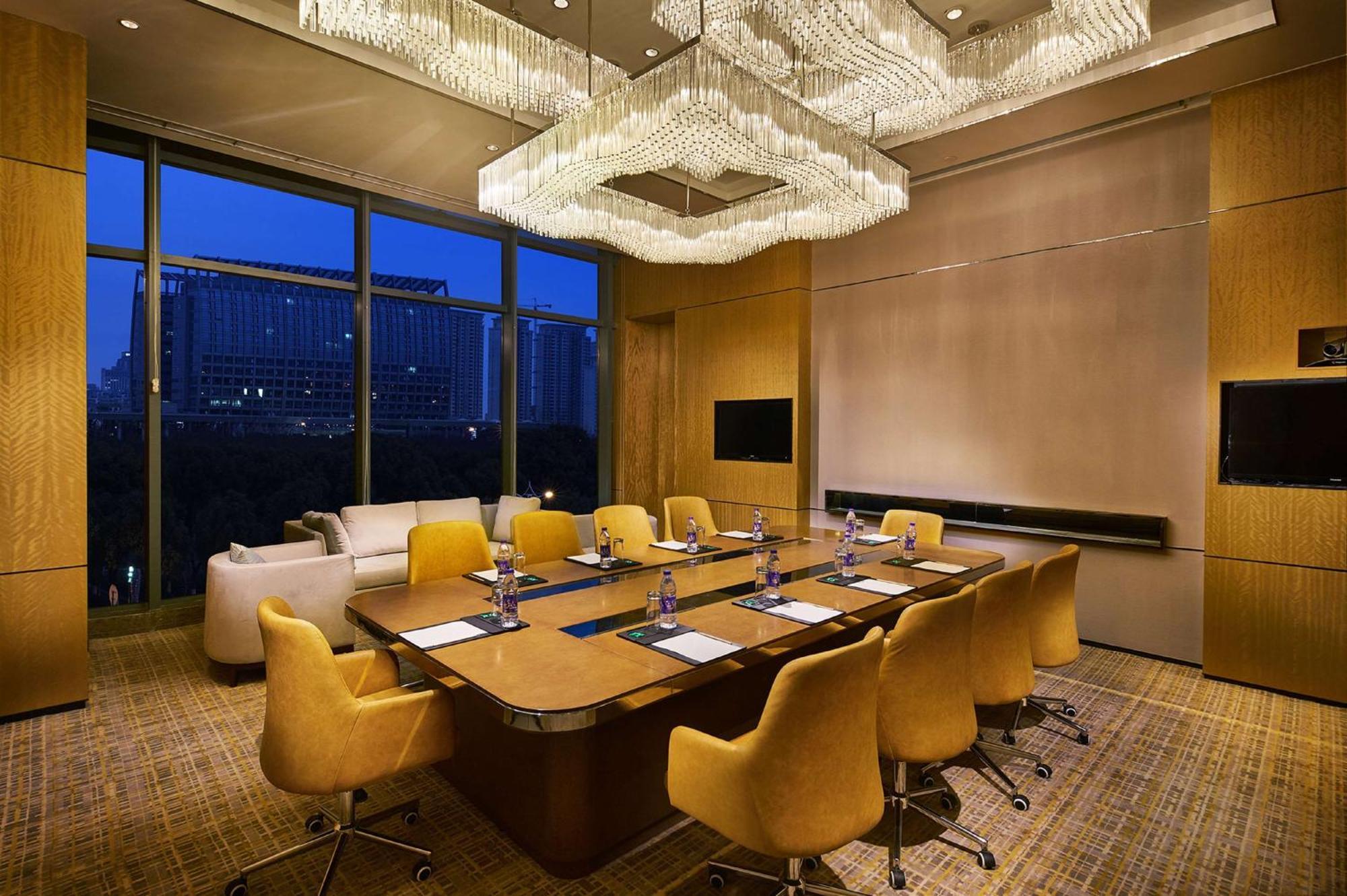 Hotel DoubleTree By Hilton Ningbo Beilun Exterior foto